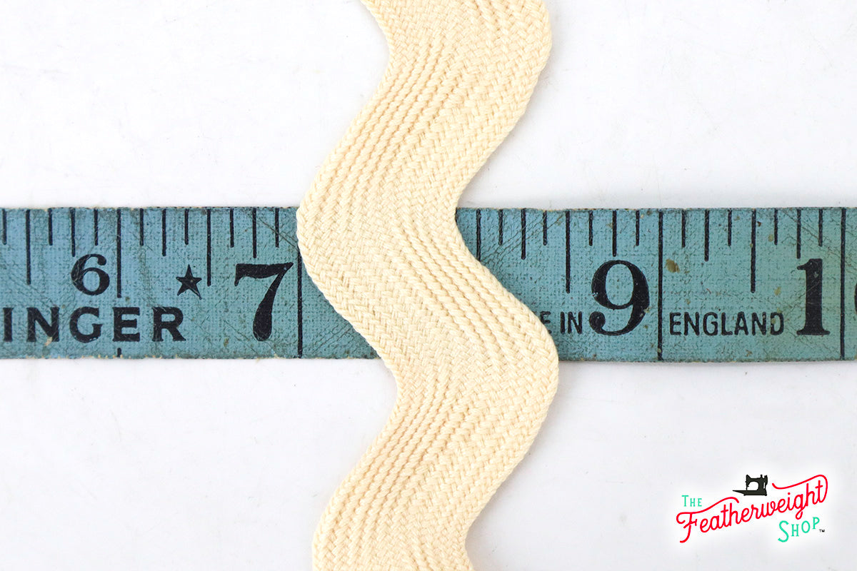 1 3/8" Inch JUMBO RIC RAC - IVORY (by the yard)