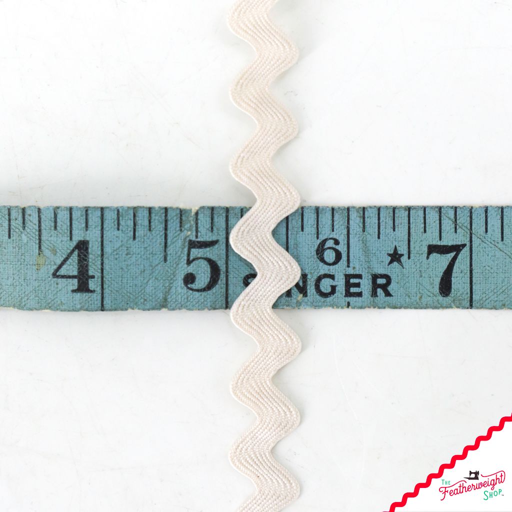 5/8" Inch LATTE Vintage Trim Large RIC RAC by Lori Holt (by the yard)