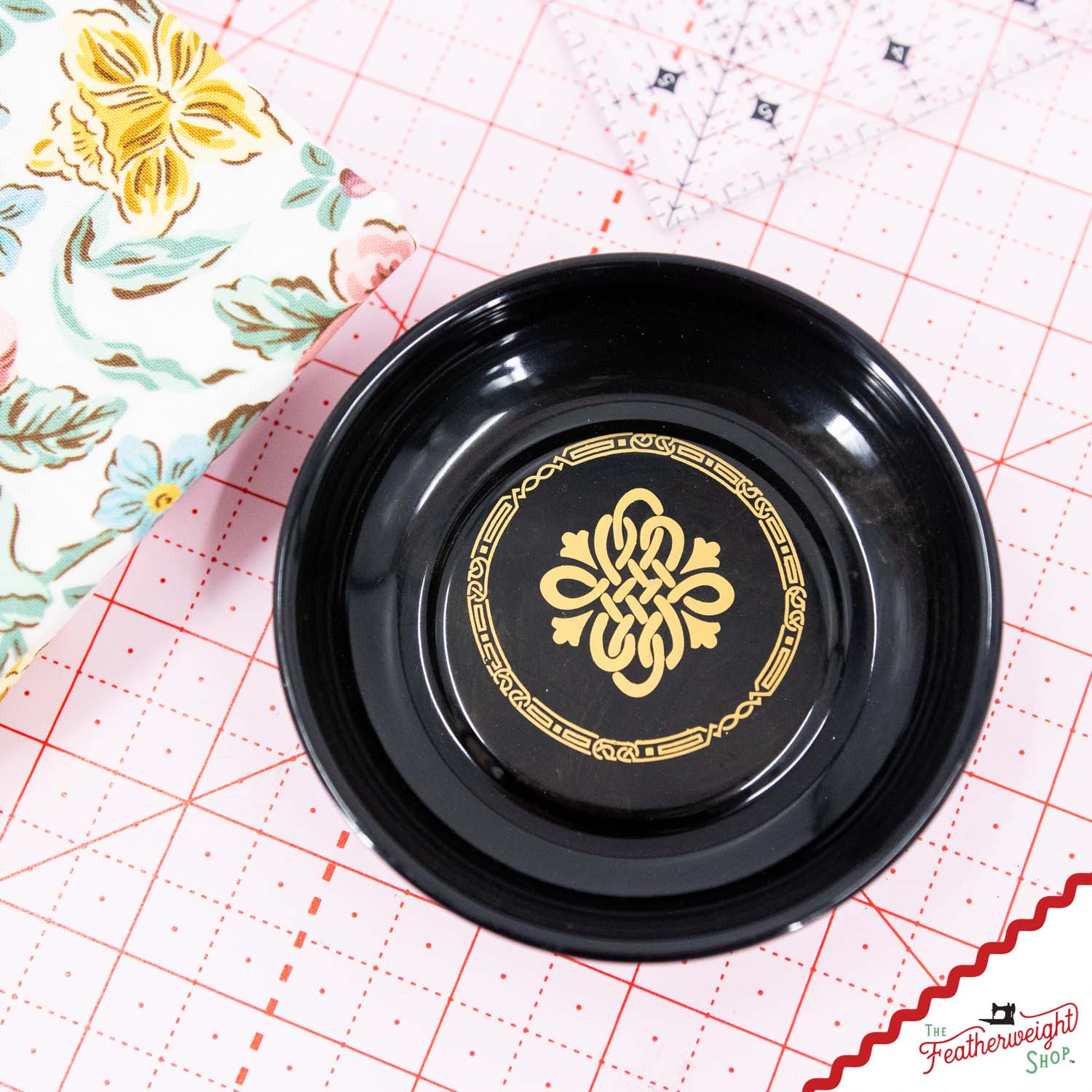 Magnetic Dish for Pins & Maintenance, BLACK & GOLD Featherweight Style