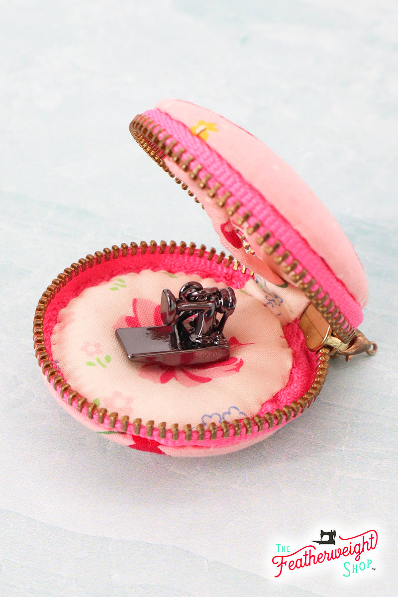 PATTERN, Mini Macaron Pouch + Hardware Kit