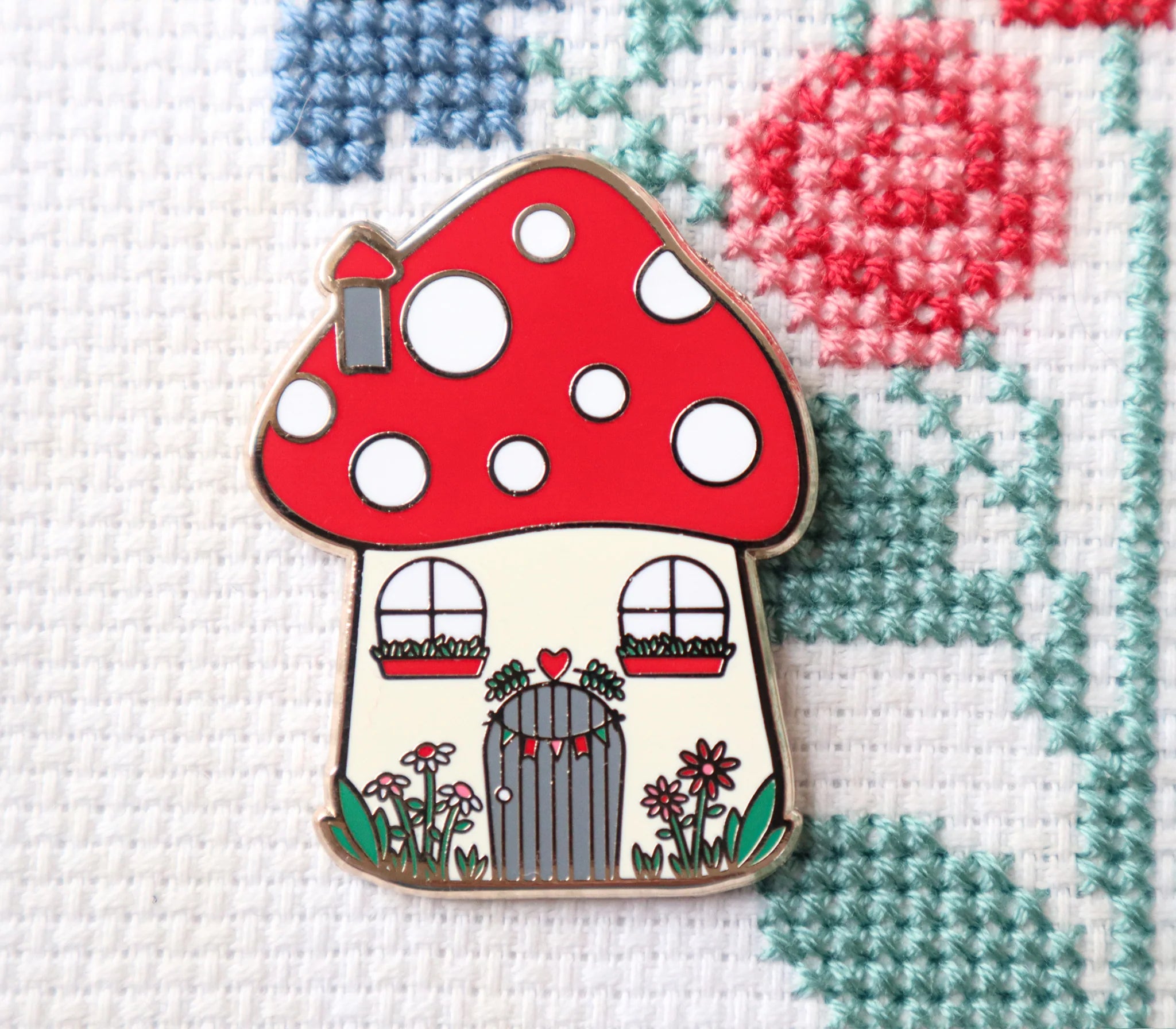 Needle Minder, WOODLAND MUSHROOM HOUSE by Flamingo Toes