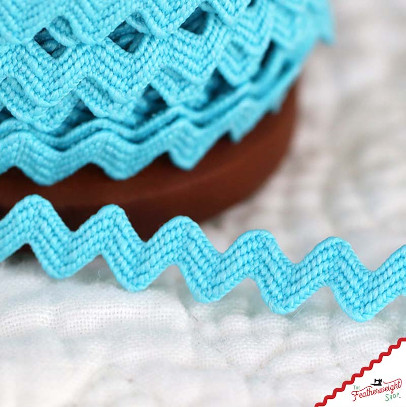 1/4" Inch RILEY AQUA VINTAGE TRIM RIC RAC by Lori Holt (by the yard)