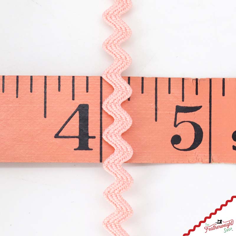1/4" Inch FROSTING PINK VINTAGE TRIM RIC RAC by Lori Holt (by the yard)