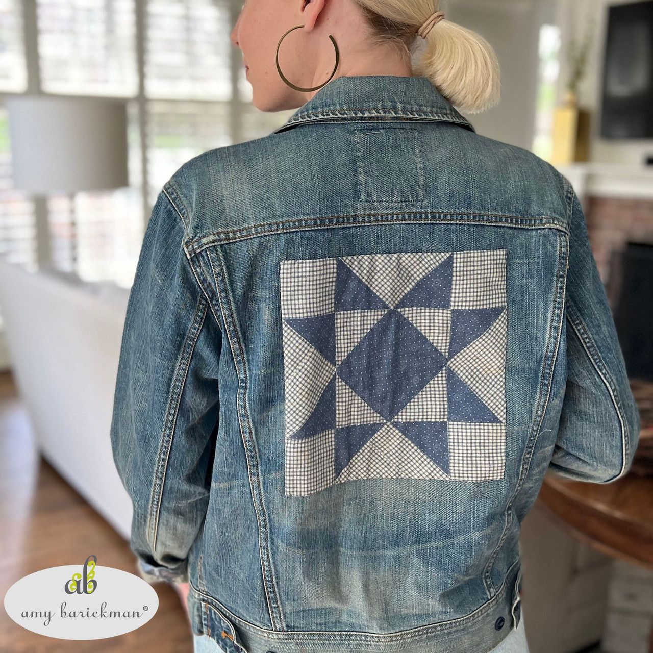 Fabric, Treasured Threadz Quilt Block Panel - Missouri Star Blue