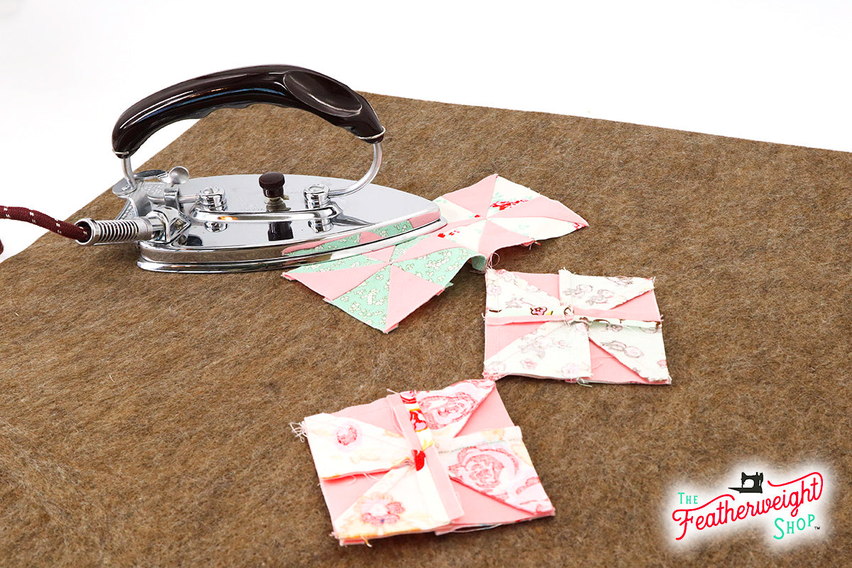 Paca Pressing Mat ® FAT QUARTER , 19" x 23" - 100% ALPACA (Unique Featherweight Shop Size)