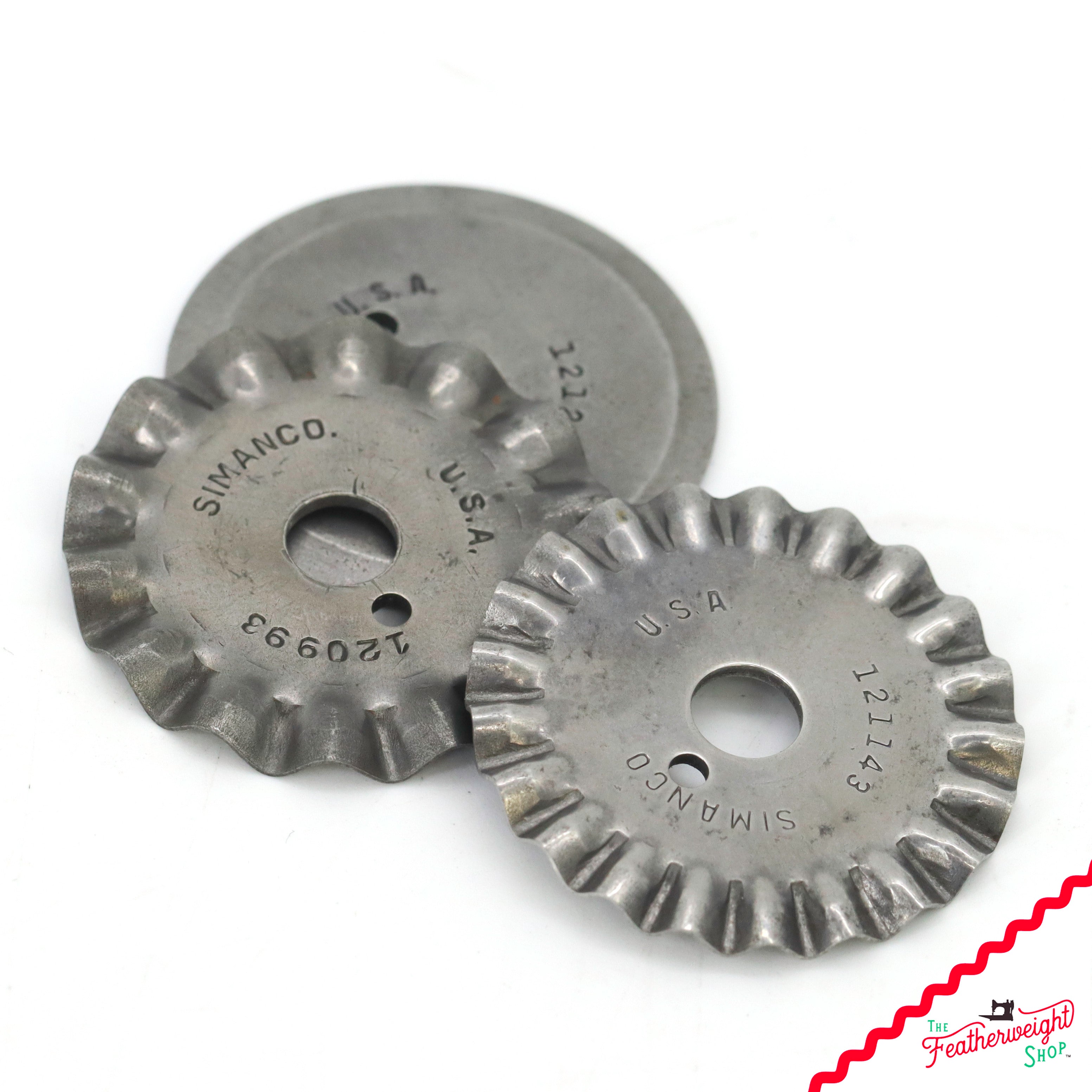 Pinker / Pinking Blade, Singer (Vintage Original)