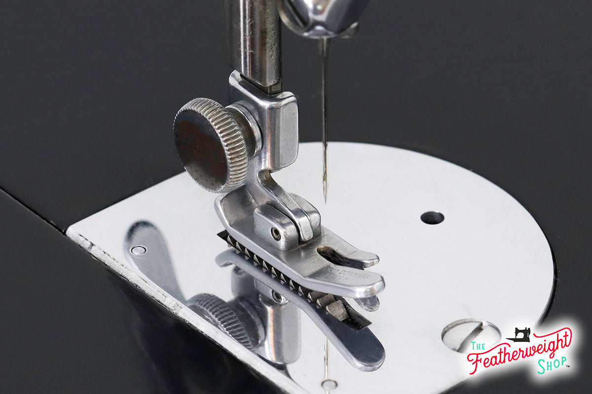 Presser Foot Attachment, LOW - Singer (Vintage Original)