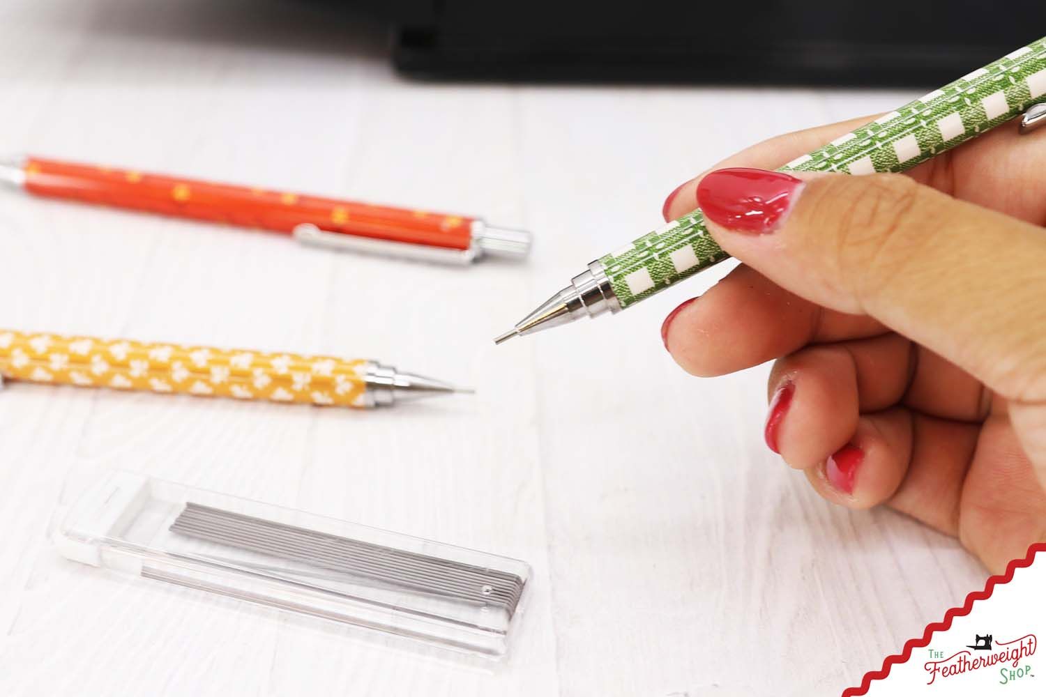 Mechanical Pencil Set BUSY BEE by Lori Holt (Set of 3) - BAKED WITH LOVE