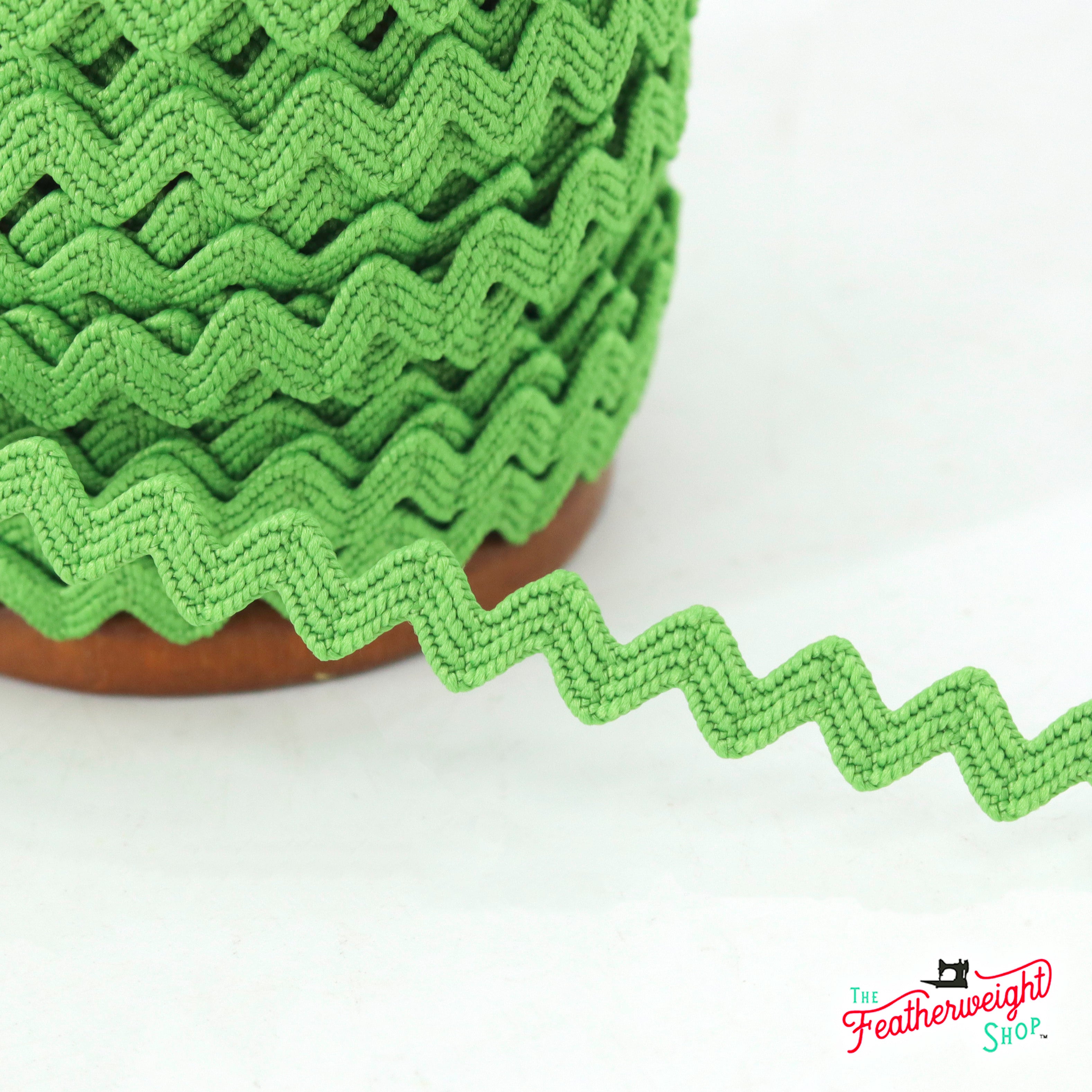 1/4" Inch RILEY GREEN VINTAGE TRIM RIC RAC by Lori Holt (by the yard)