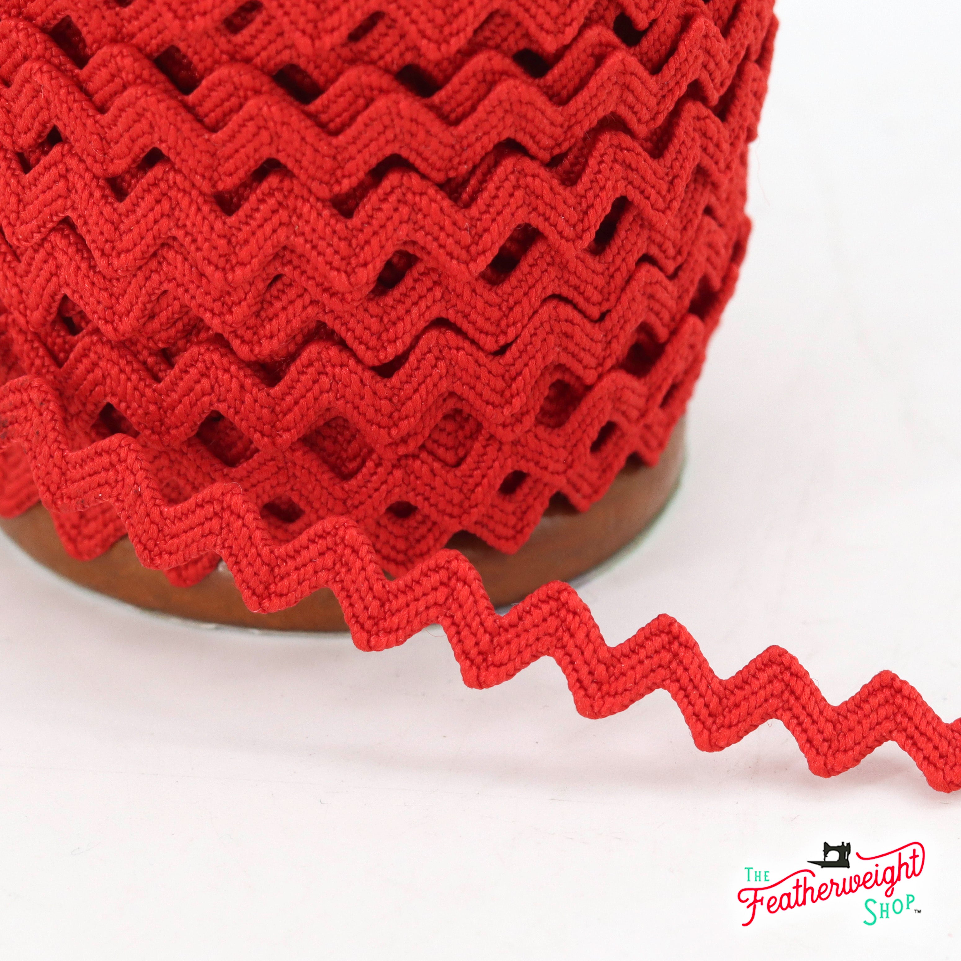 1/4" Inch RILEY RED VINTAGE TRIM RIC RAC by Lori Holt (by the yard)