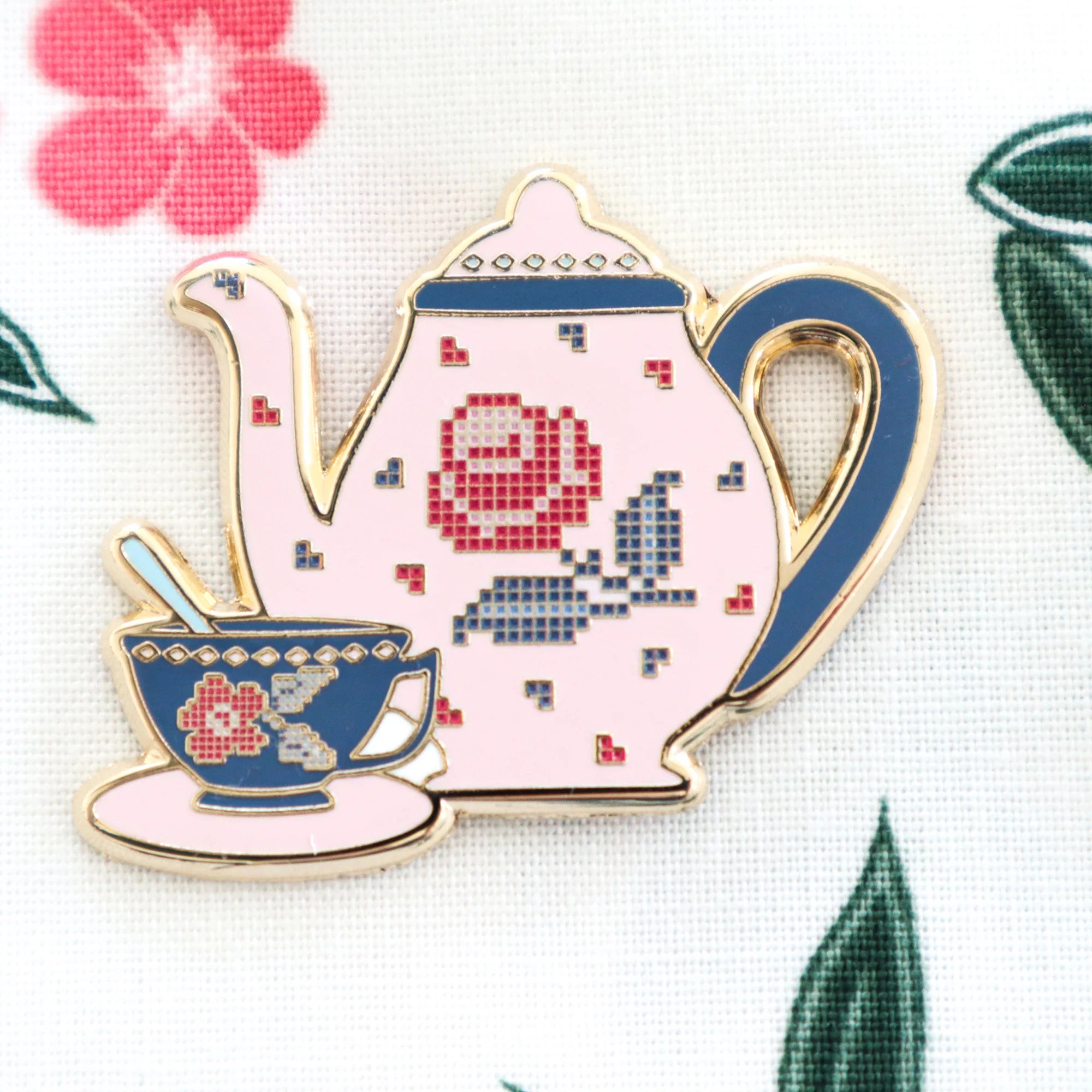 Needle Minder, ROSES TEA SET by Flamingo Toes