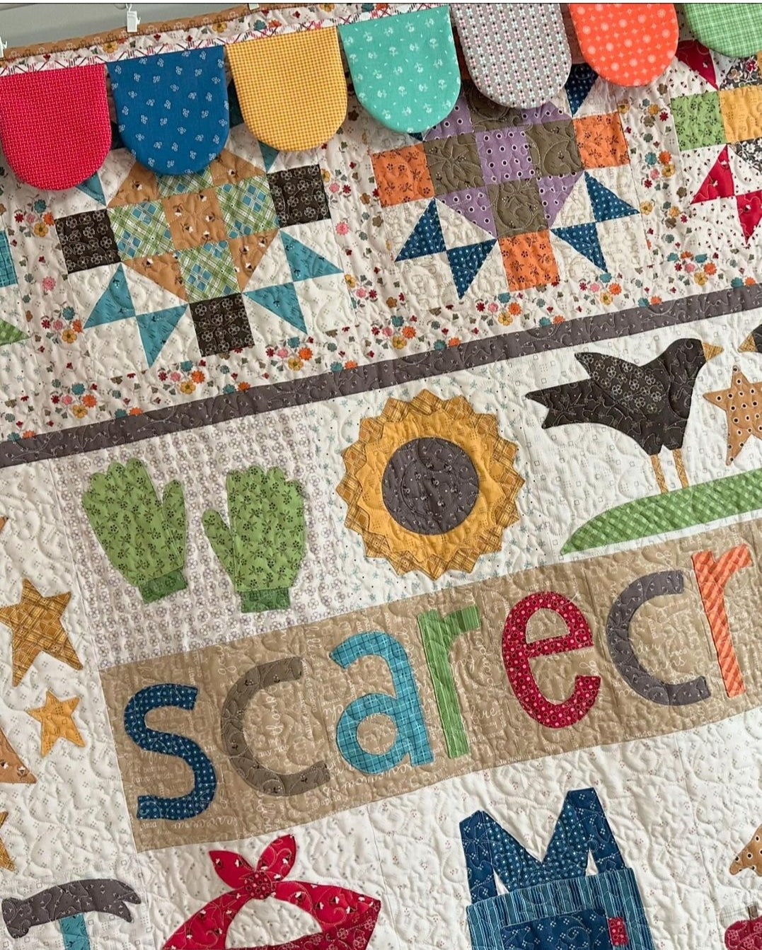 Sew Simple Shapes, How to Build a SCARECROW by Lori Holt of Bee in My Bonnet