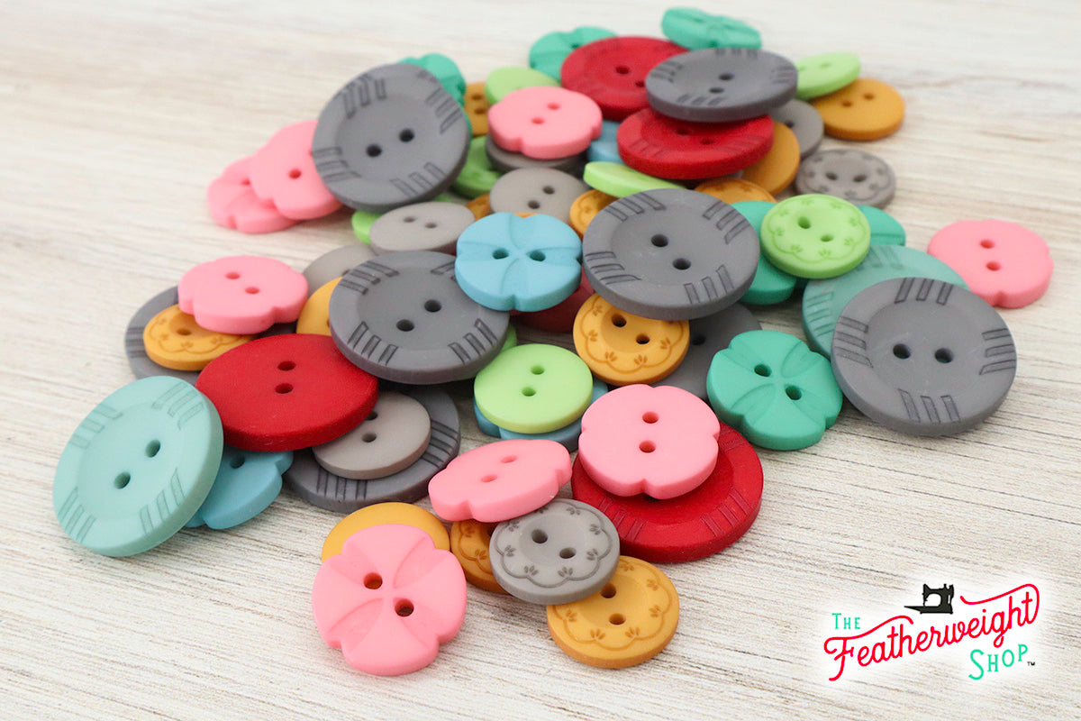 Buttons, STITCH Cute Little Button Packet by Lori Holt