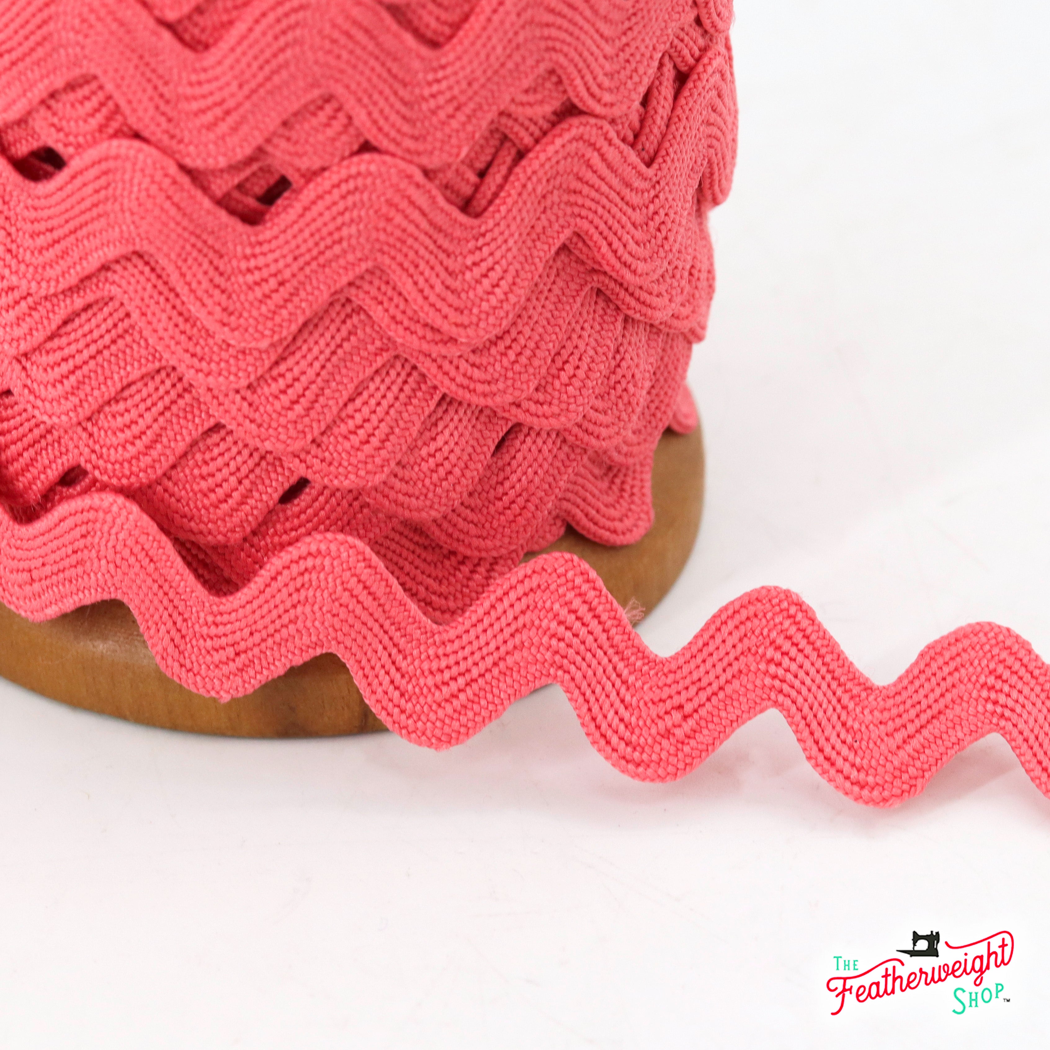 5/8" Inch TEA ROSE VINTAGE TRIM Large RIC RAC by Lori Holt (by the yard)