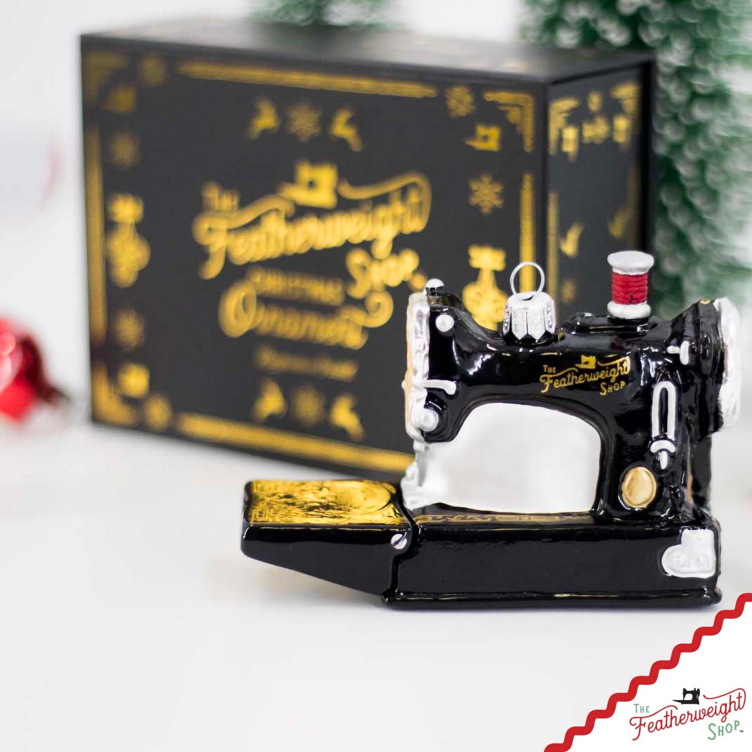 Christmas ORNAMENT, Singer Featherweight Blown Glass Collectible