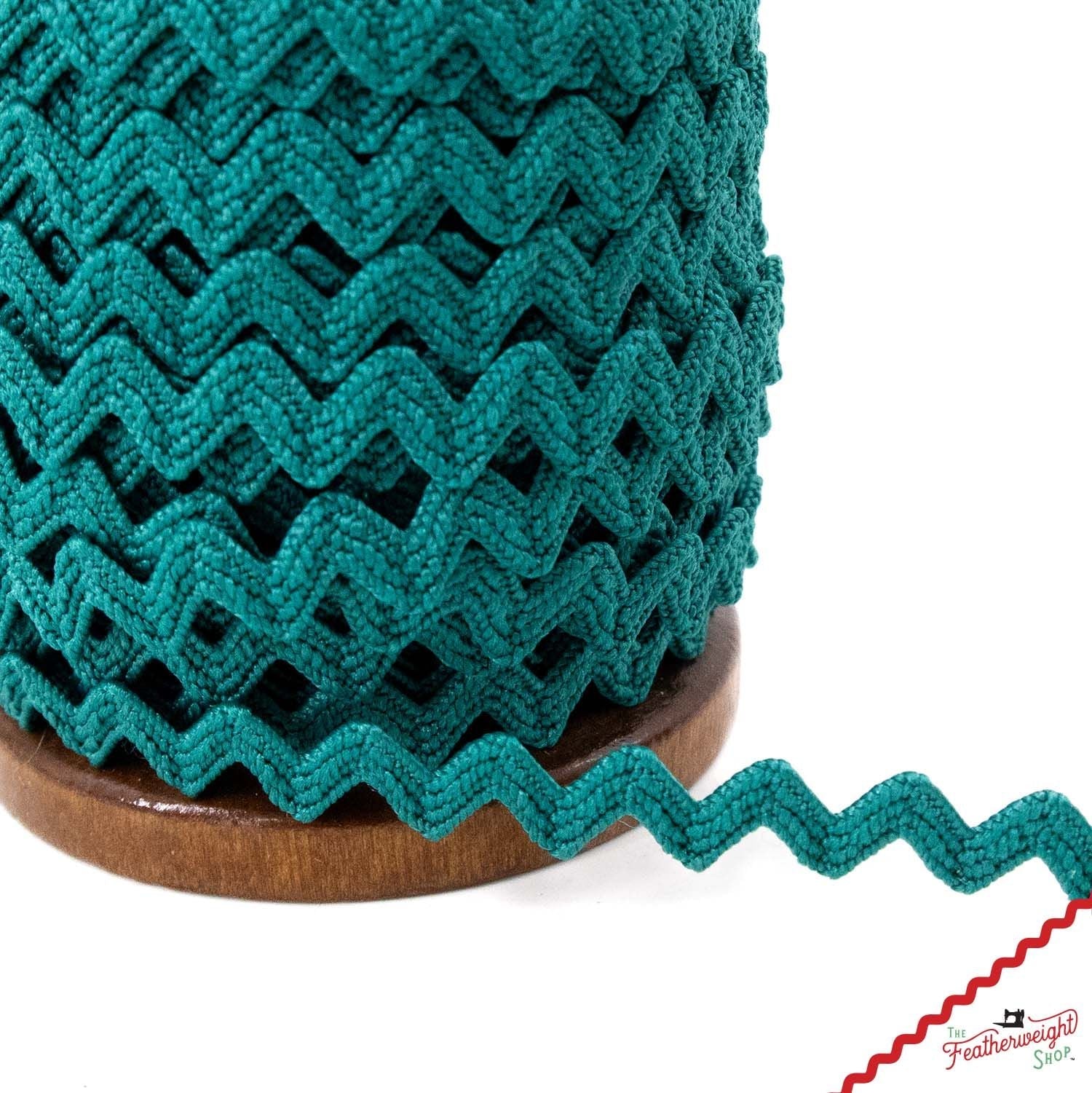 1/4" Inch Cozy VINTAGE TRIM RIC RAC by Lori Holt (by the yard)