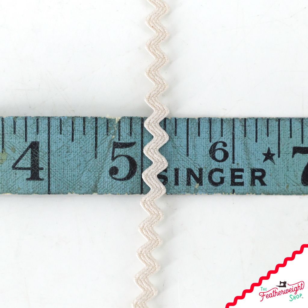 1/4" Inch Latte VINTAGE TRIM RIC RAC by Lori Holt (by the yard)