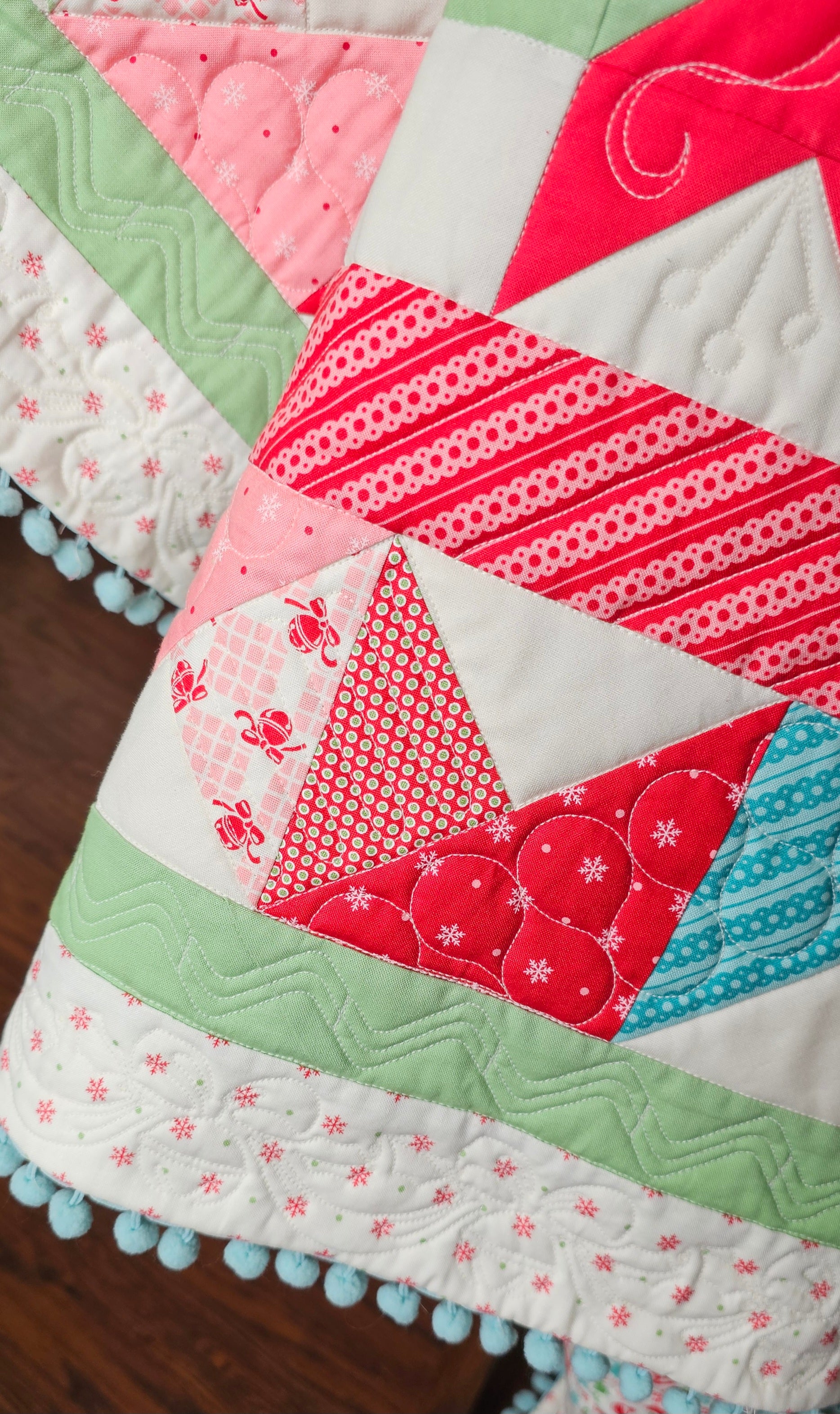 Quilt Kit, HENRIETTA Kitty Christmas Stocking