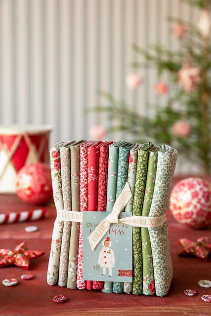 Fabric, Merry Little Christmas EVE AND NOEL BLENDERS by Tilda - FAT QUARTER BUNDLE
