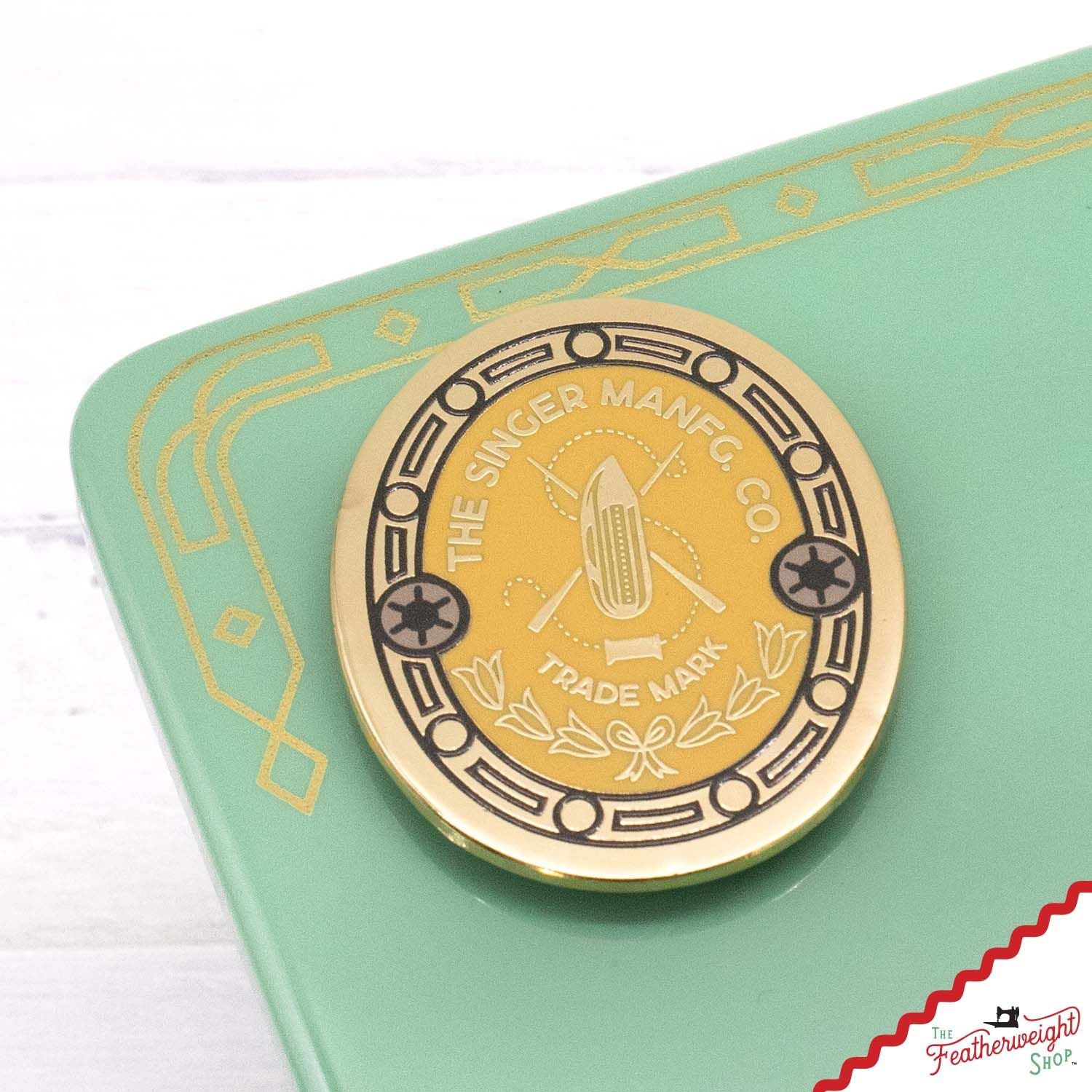 Needle Minder, PIN PAL - Singer's Black Border Badge