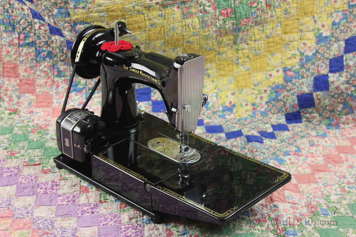 Singer Featherweight 222K Sewing Machine, ER0231**CH