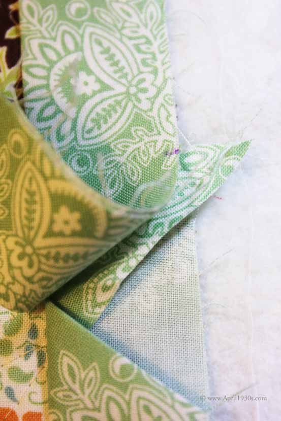 Quarter Inch (1/4") Foot, SLANT SHANK LITTLE FOOT Attachment