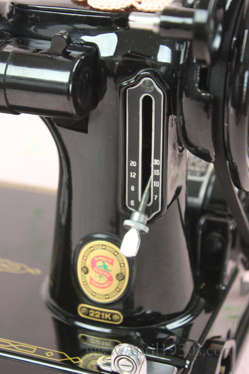 Singer Featherweight 221 Sewing Machine, ES244***