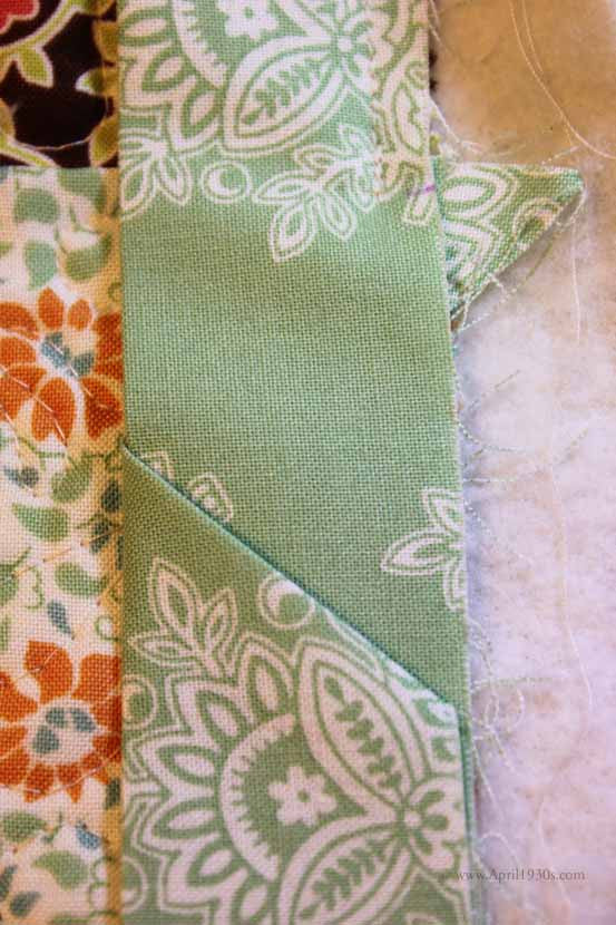 Quarter Inch (1/4") Foot, SLANT SHANK LITTLE FOOT Attachment