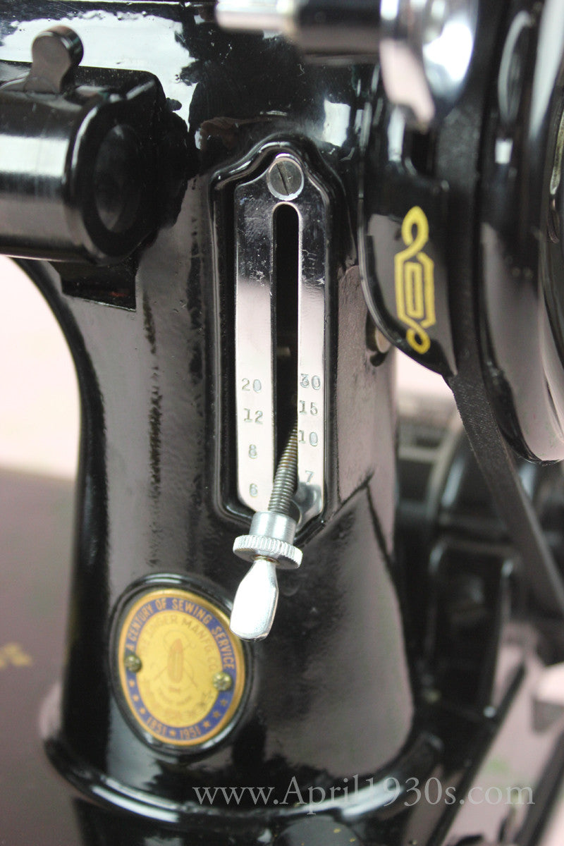 Singer Featherweight 221 Sewing Machine, French Centennial EG964***