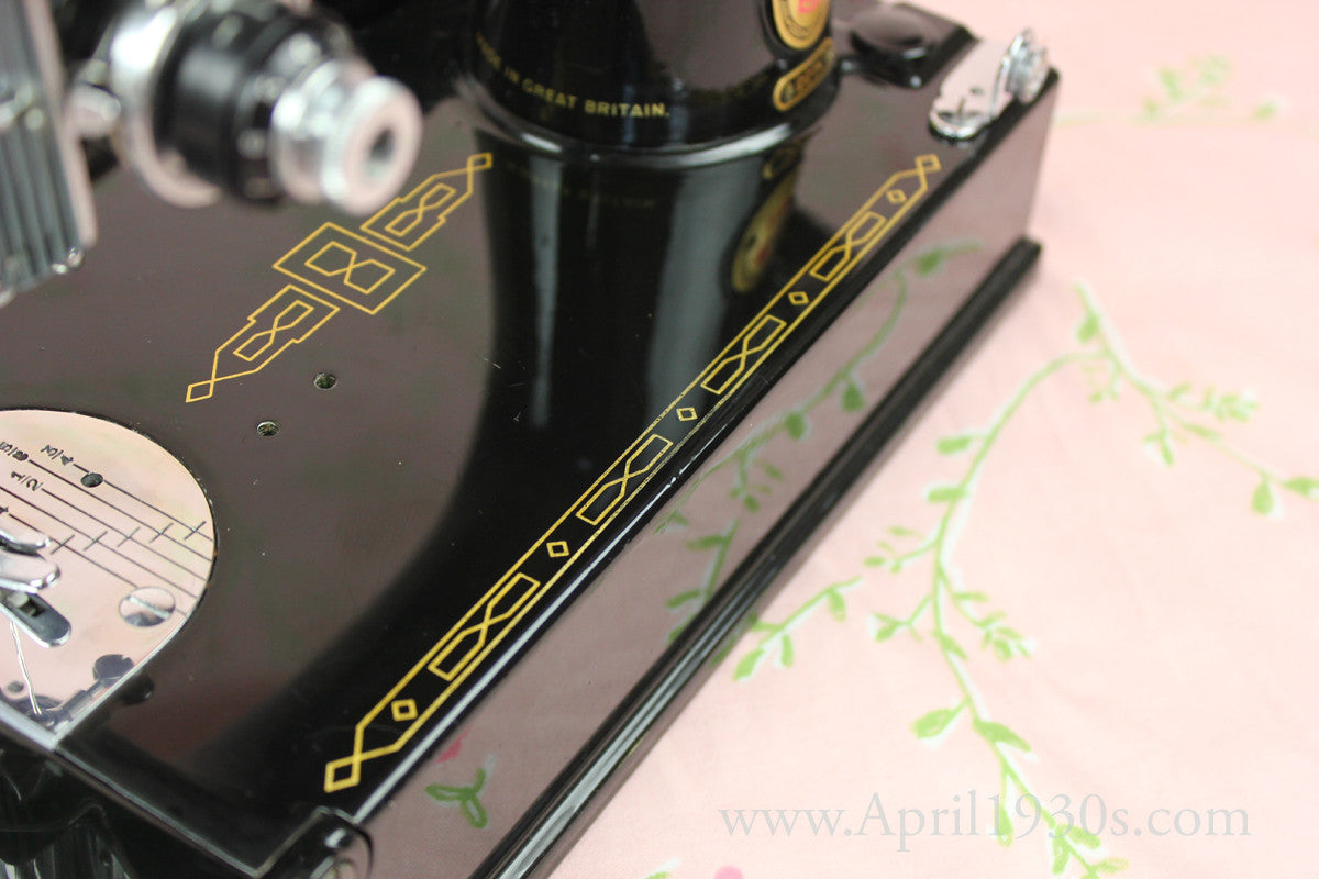 Singer Featherweight 221 Sewing Machine, ES244***
