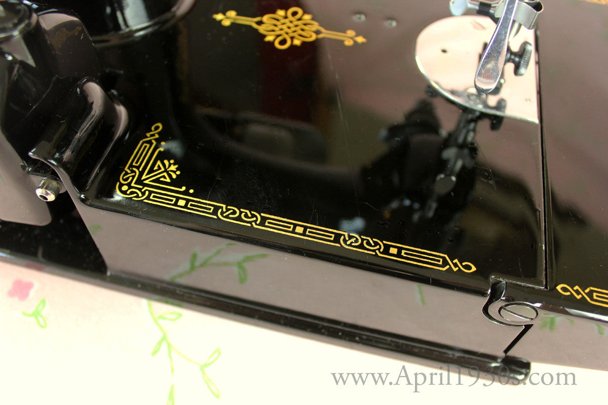 Singer Featherweight 221 Sewing Machine, BLACKSIDE AG004*** (SOLD)