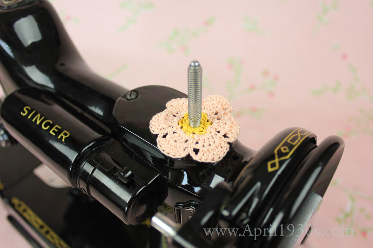 Singer Featherweight 221 Sewing Machine, ES244***