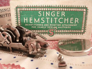 Load image into Gallery viewer, singer featherweight hemstitcher and picot edger
