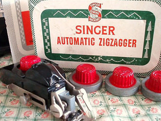 Load image into Gallery viewer, Zigzag Attachment, LOW Singer Automatic (Vintage Original)
