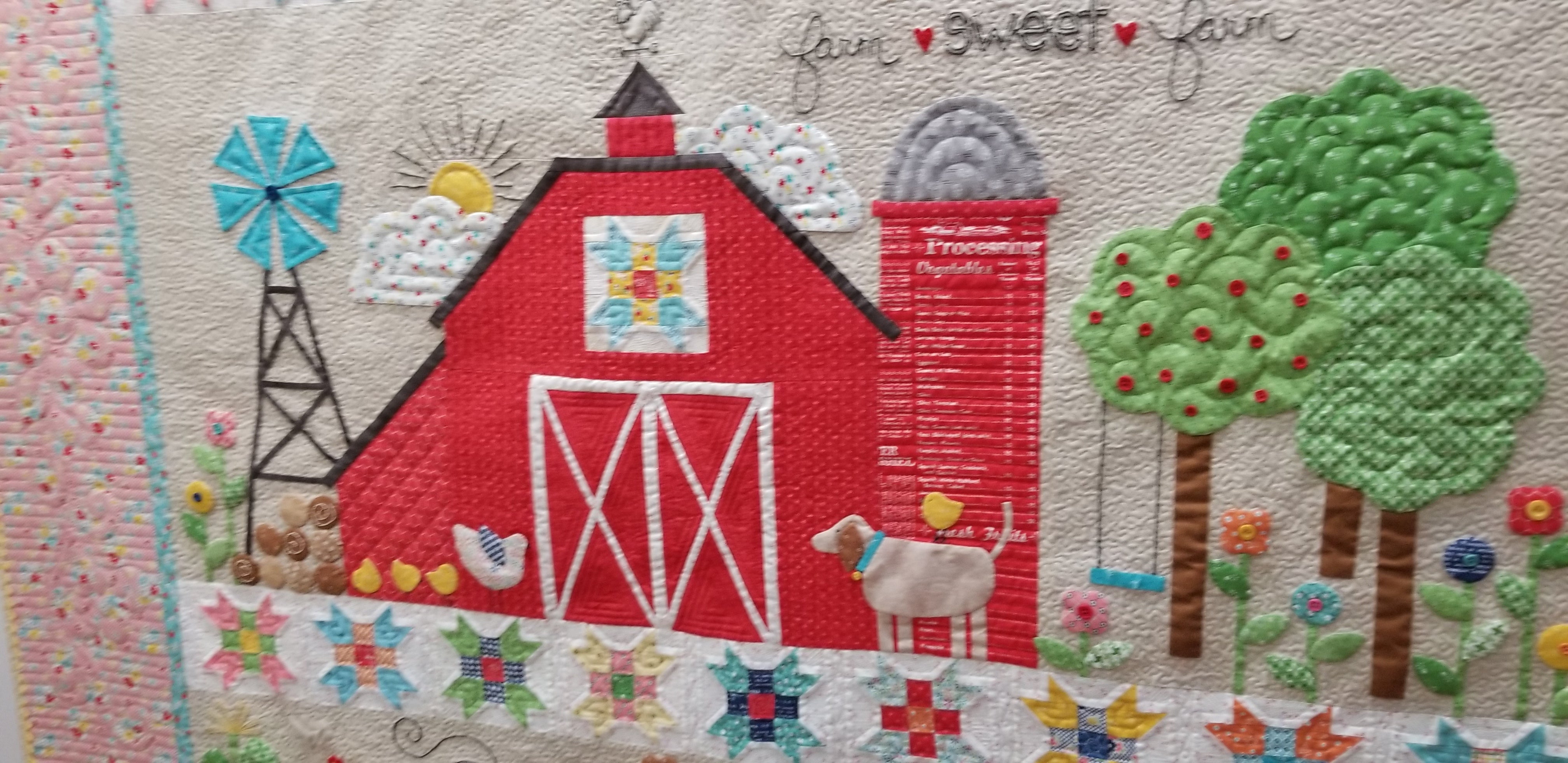 Quilt Kit, "FARM SWEET FARM" Fabric Collection + Applique Templates & Ric Rac - by Lori Holt for Riley Blake