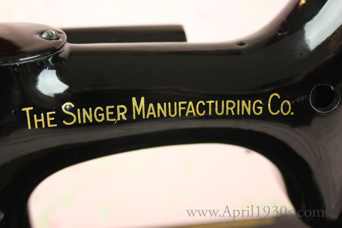 Singer Featherweight 221 Sewing Machine, BLACKSIDE AG004*** (SOLD)