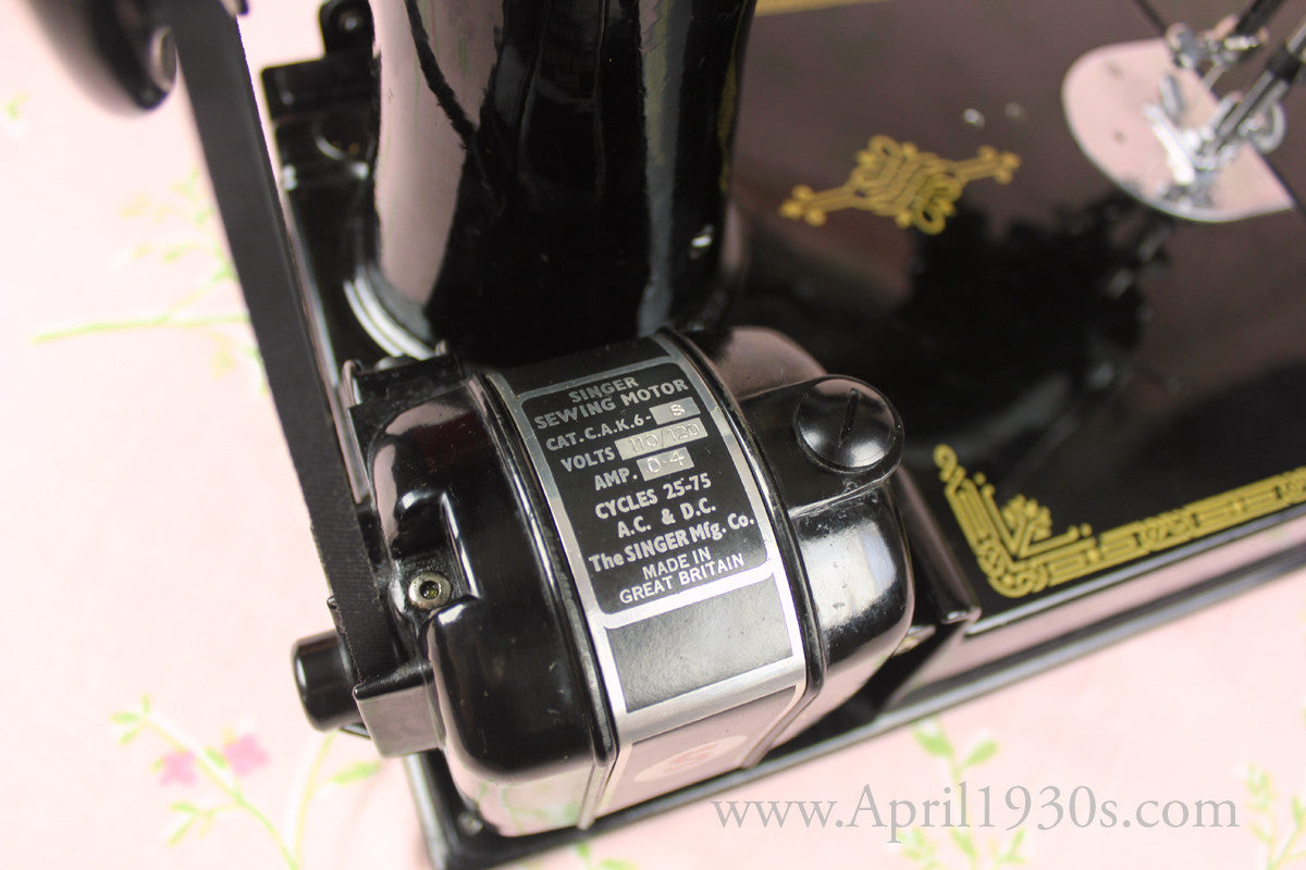 Singer Featherweight 221 Sewing Machine, French Centennial EG964***
