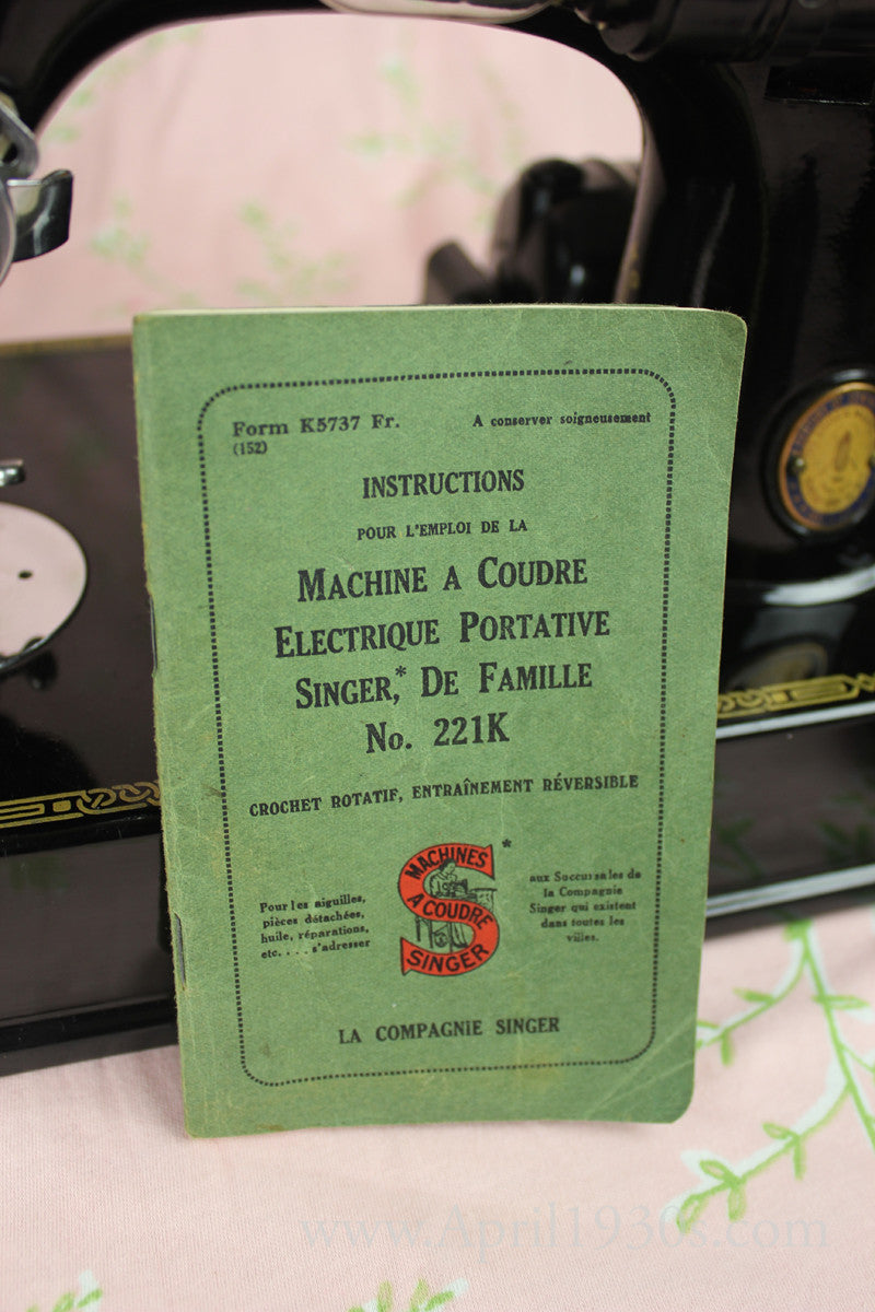 Singer Featherweight 221 Sewing Machine, French Centennial EG964***