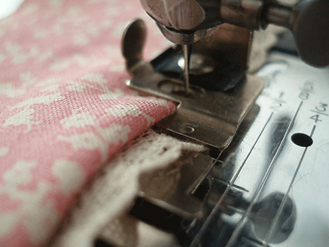 singer featherweight edge stitcher