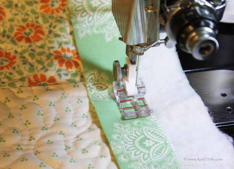 Quarter Inch (1/4") Foot, SLANT SHANK LITTLE FOOT Attachment