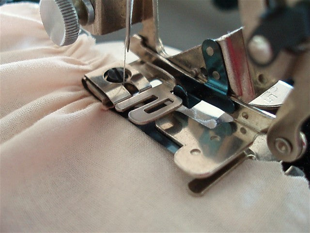 vintage singer sewing machine accessories low shank 201/99/66/28
