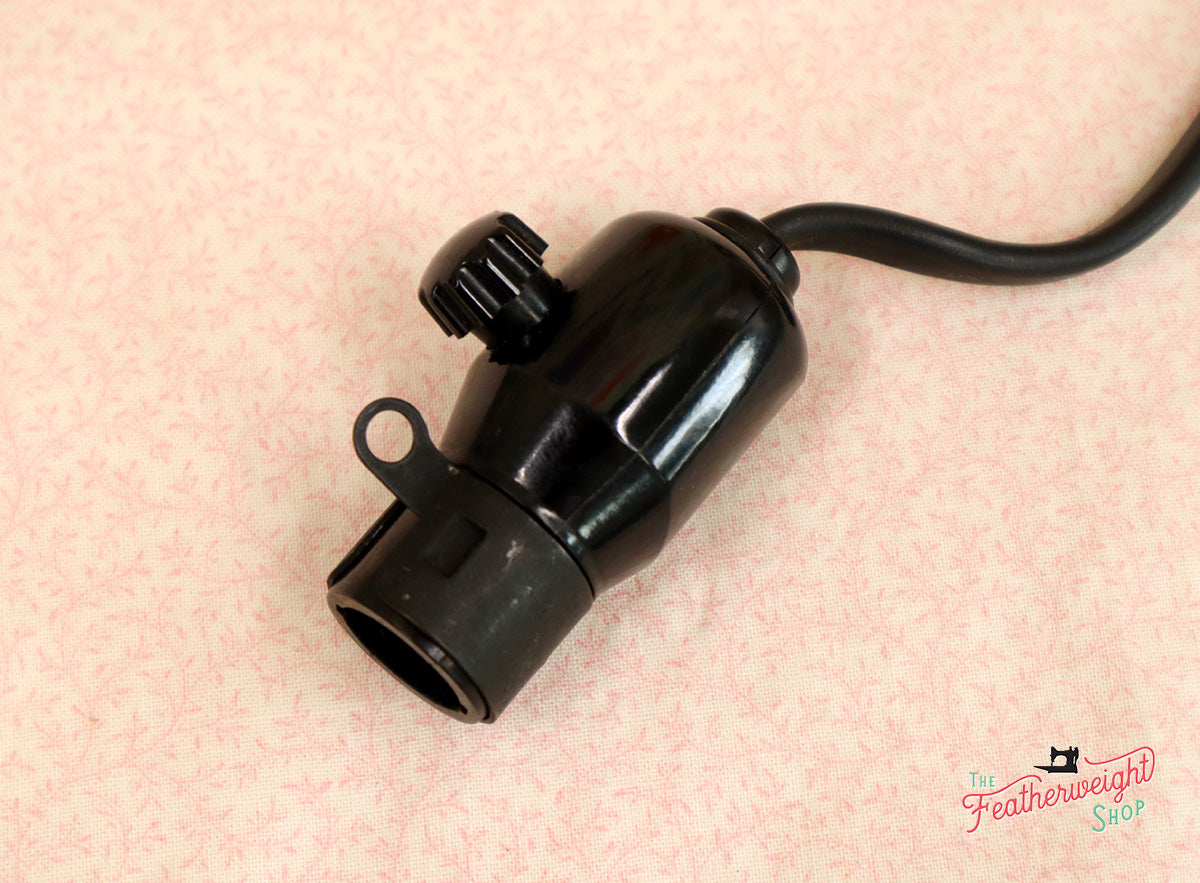 Light Socket, 301 Singer (Vintage Original)