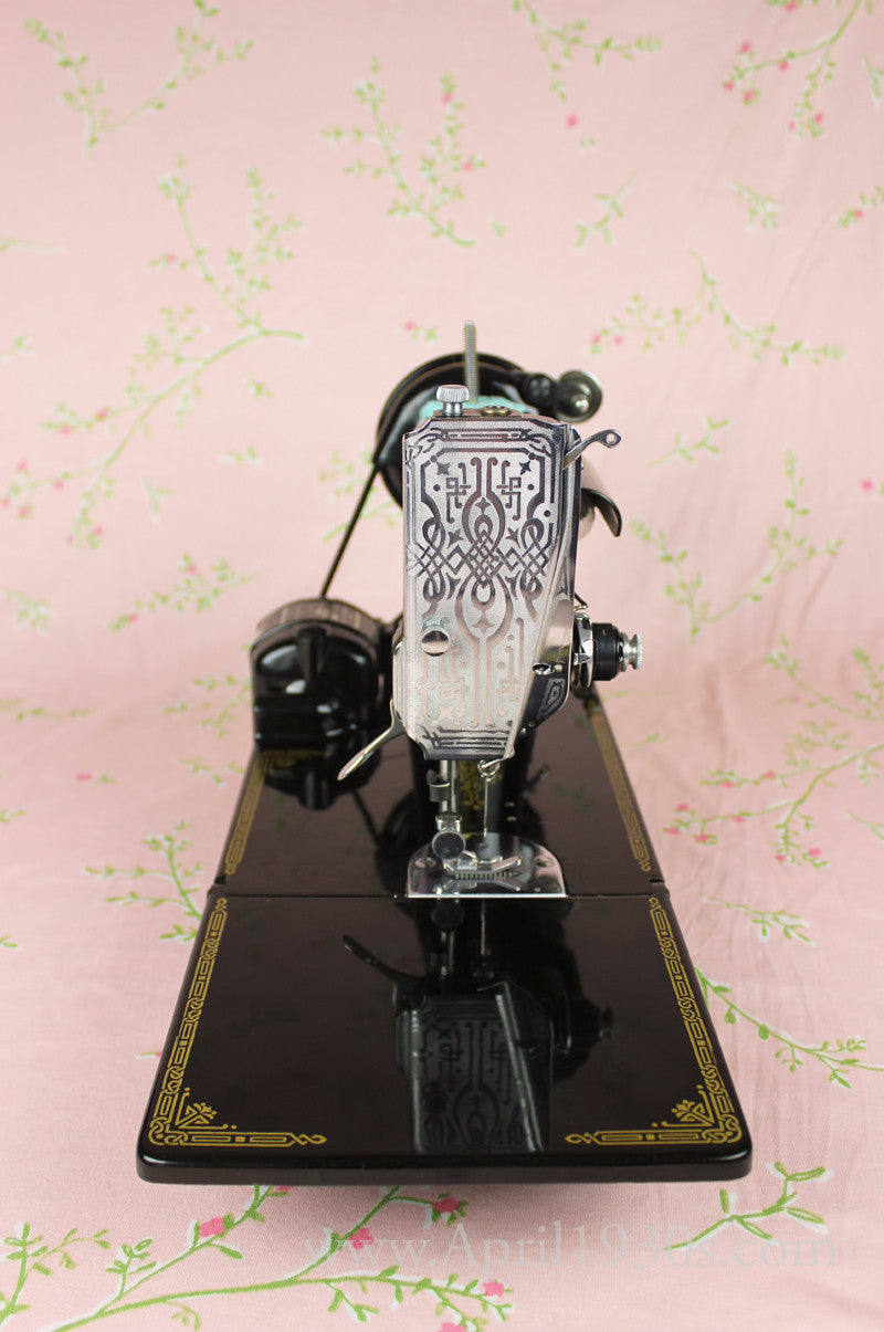Singer Featherweight 221 Sewing Machine, French Centennial EG964***
