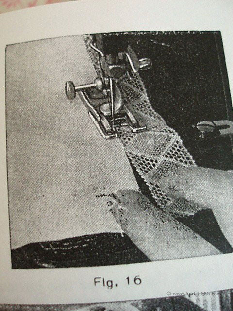 Zigzag Attachment, 10 Disk with Cover Swiss Zigzagger & Walking Foot (Vintage Original)