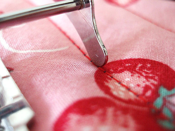 Quarter Inch (1/4") Foot, LOW SHANK Patchwork Piecing Quilting