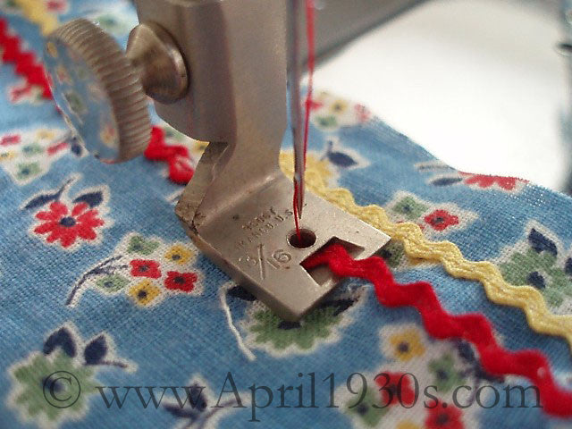 Singer Braiding Presser Foot