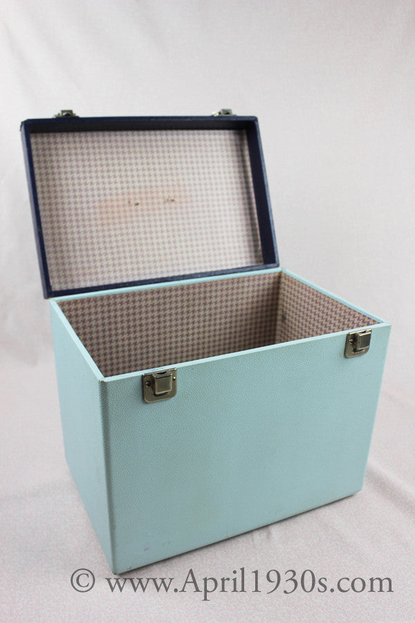 Singer Featherweight 221 Sewing Machine, WHITE EY848***ch