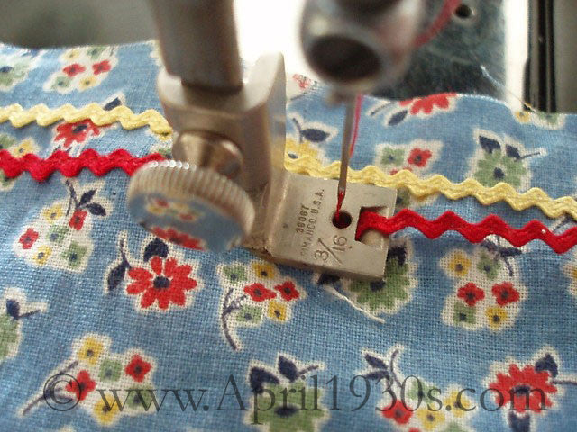 Singer Braiding Presser Foot