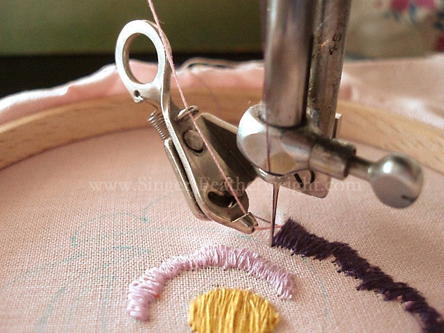 Singer Arrasane Embroidery & Darning Foot