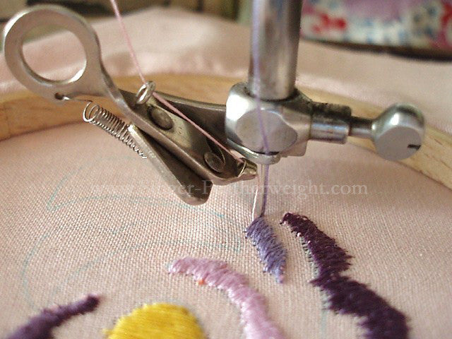 Singer Arrasane Embroidery & Darning Foot